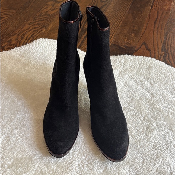 Stuart Weitzman Black Heeled Boots - Picture 1 of 8